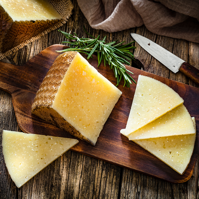 Iberian Delights: Five Unforgettable Spanish Cheese and Wine Pairings