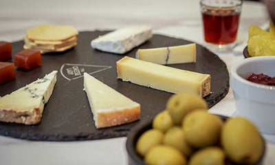 Wedding Cheese: How to create an impressive artisan cheese board